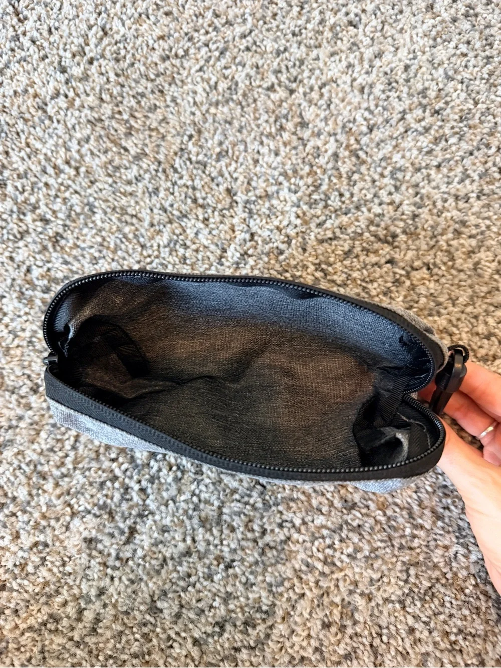 Jordan Gray Clip Pouch with Red Jumpman